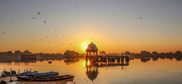 gadisar lake