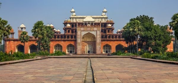akbar tomb