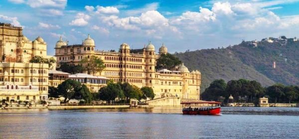 Lake pichola