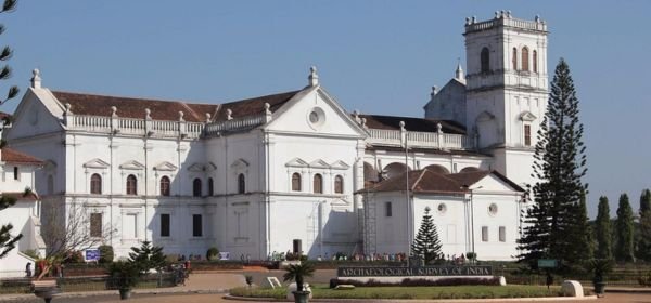Old churches Goa (1)