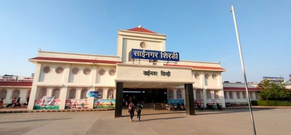 Shirdi Railway Station (1)