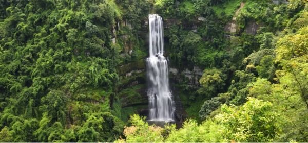 Vantawng Waterfall (1)