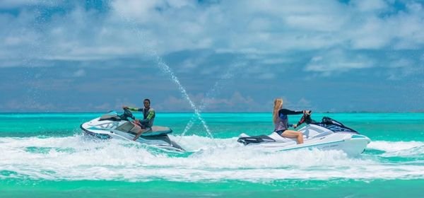 Thrilling Water Sport (2)