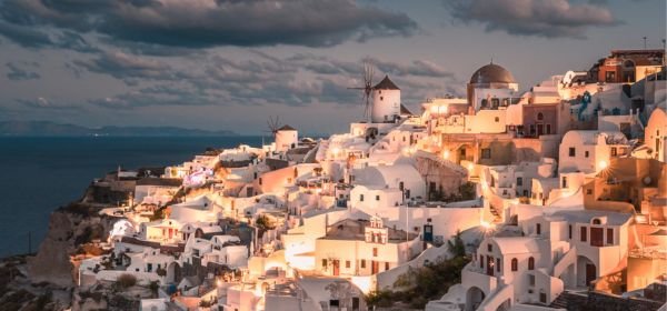 welcome to santorini (1)