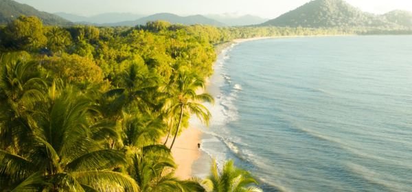 local beaches Cairns (1)
