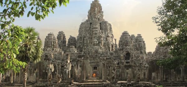 Angkor thom bayon temple