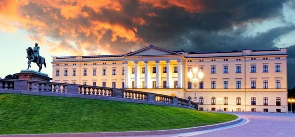 royal palace oslo (1)