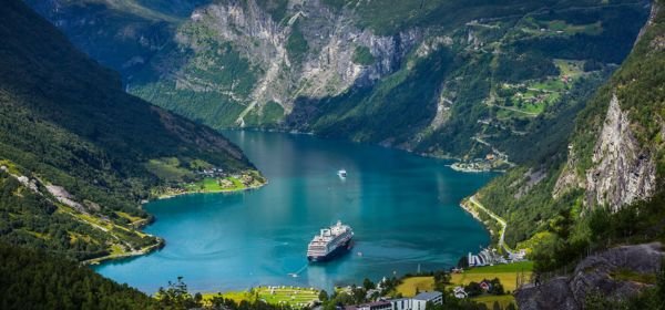 Spectacular Norway Escape with FREE Mostraumen Fjord Cruise
