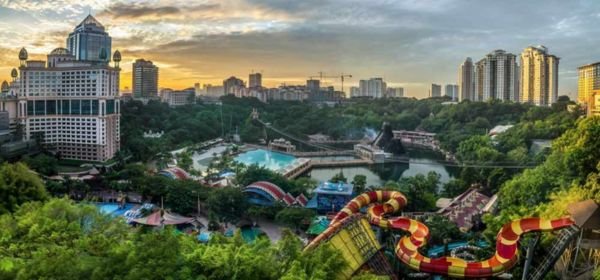 sunway lagoon theme park malaysia